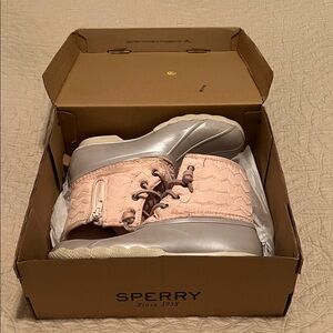 Sperry Quilted Pink and Gray Boots